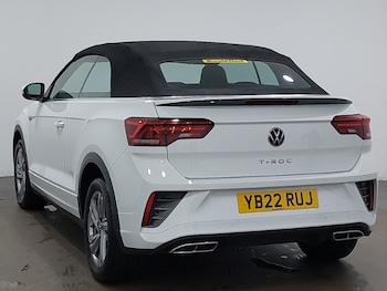 Used Volkswagen T-Roc 2022 for sale - 77405522: Photo