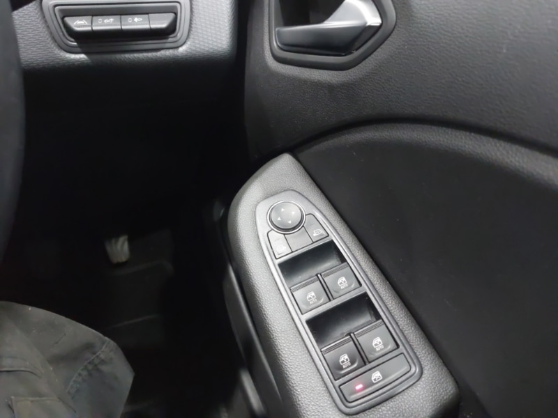 Used Renault Clio 2022 for sale - 76493141: Photo 13