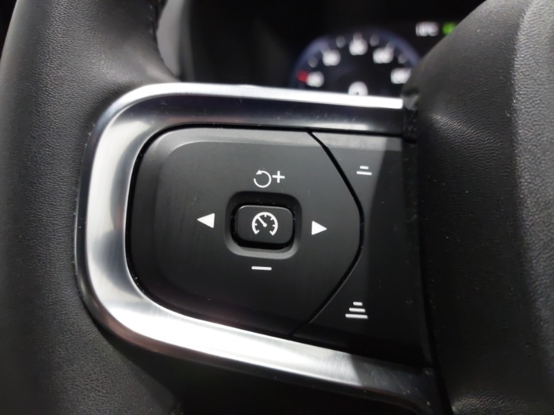 Used Volvo XC40 2022 for sale - 77047054: Photo 15