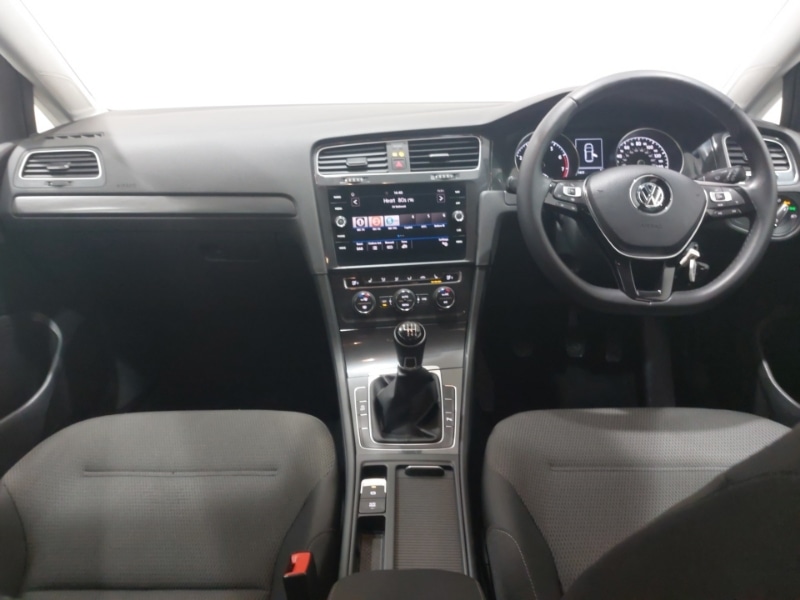 Used Volkswagen Golf 2019 for sale - 76343406: Photo 2