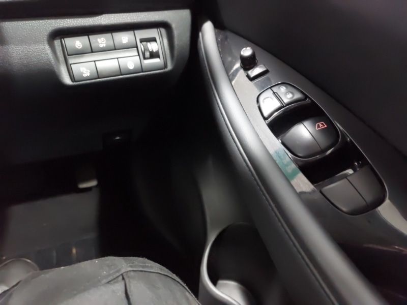 Used Nissan Leaf 2021 for sale - 76397461: Photo 13