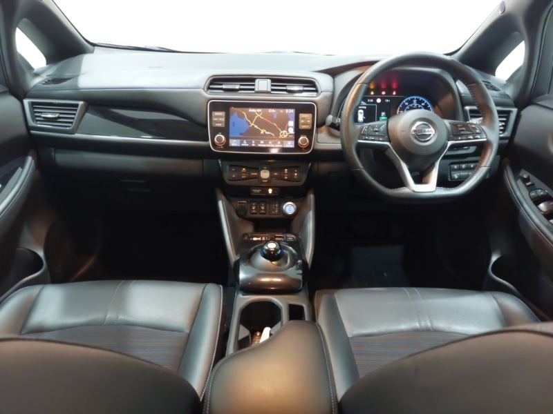 Used Nissan Leaf 2021 for sale - 76397461: Photo 2