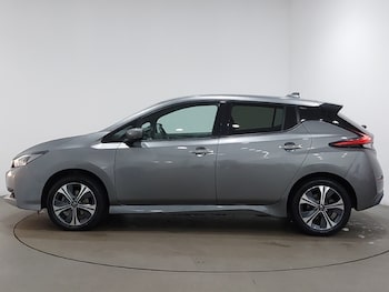 Used Nissan Leaf 2021 for sale - 76397461: Photo