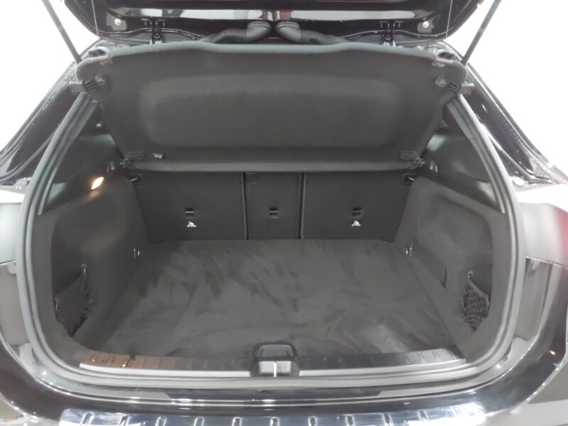 Used Mercedes-Benz GLA 2022 for sale - 76543650: Photo 8