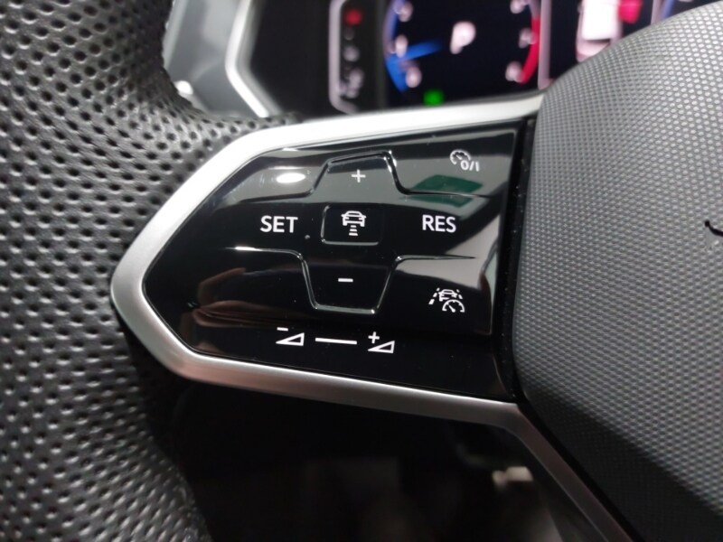 Used Volkswagen Tiguan 2023 for sale - 77569156: Photo 15