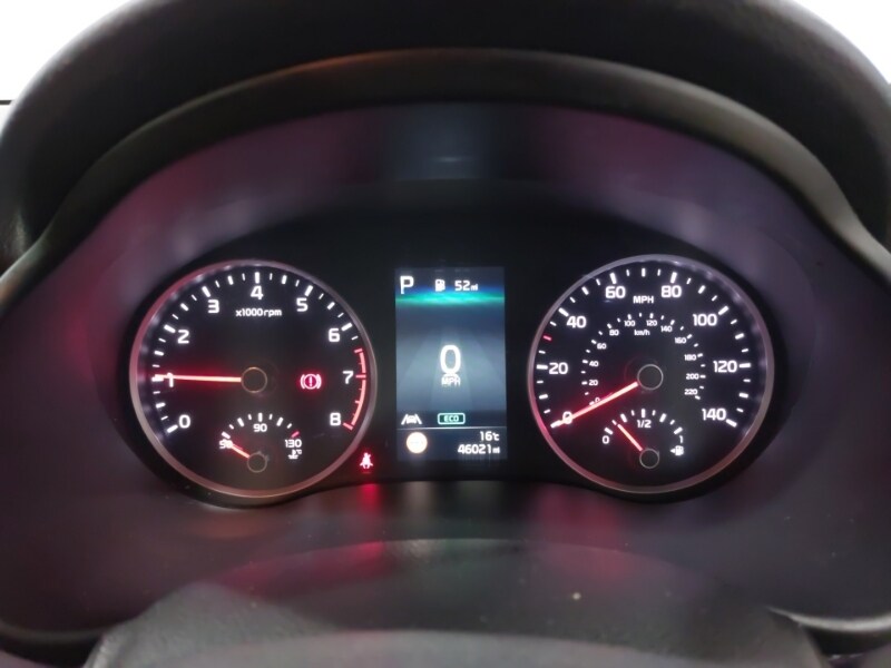 Used Kia Stonic 2021 for sale - 76602437: Photo 10