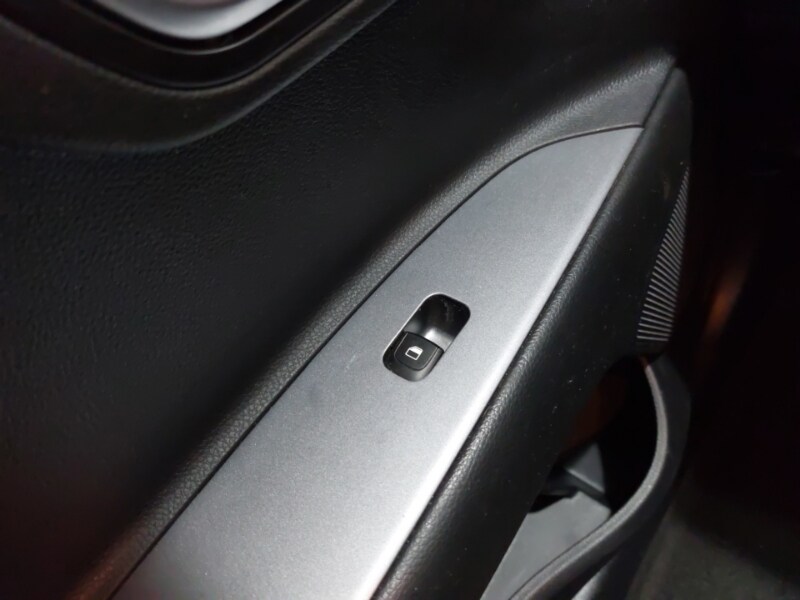 Used Kia Stonic 2021 for sale - 76602437: Photo 18