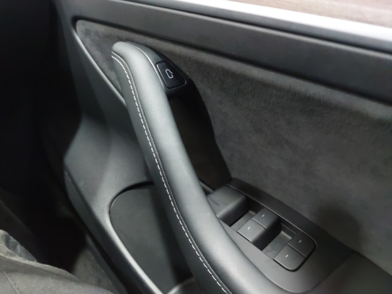 Used Tesla Model 3 2021 for sale - 76860643: Photo 14