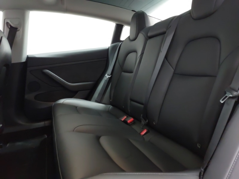 Used Tesla Model 3 2021 for sale - 76860643: Photo 6