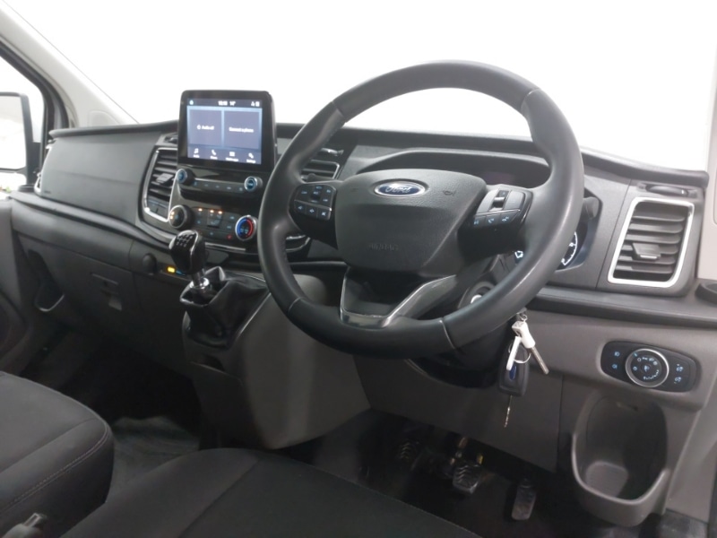Used Ford Transit Custom 2023 for sale - 77610853: Photo 2