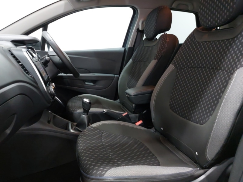Used Renault Captur 2017 for sale - 77491632: Photo 5