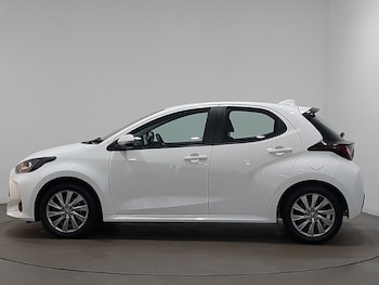 Used Toyota Yaris 2023 for sale - 79505939: Photo