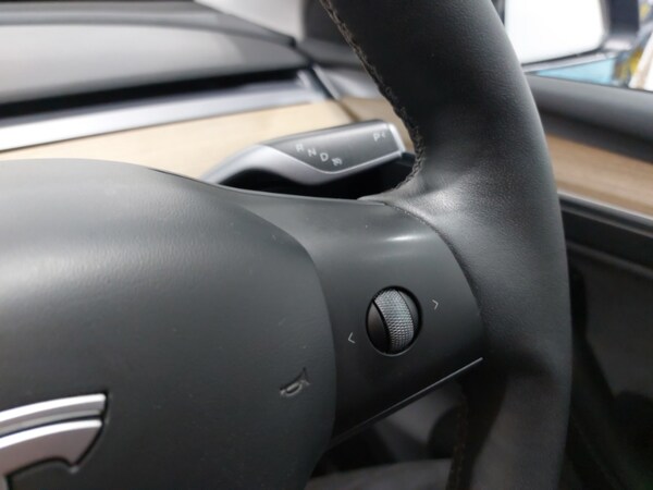 Used Tesla Model Y 2022 for sale - 76188227: Photo 13