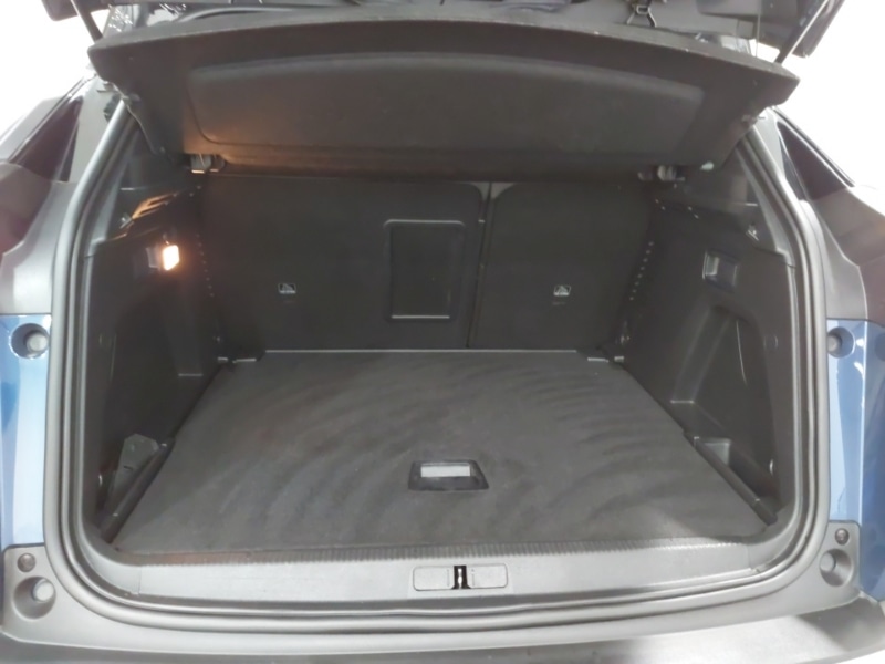 Used Peugeot 3008 2023 for sale - 77379787: Photo 8