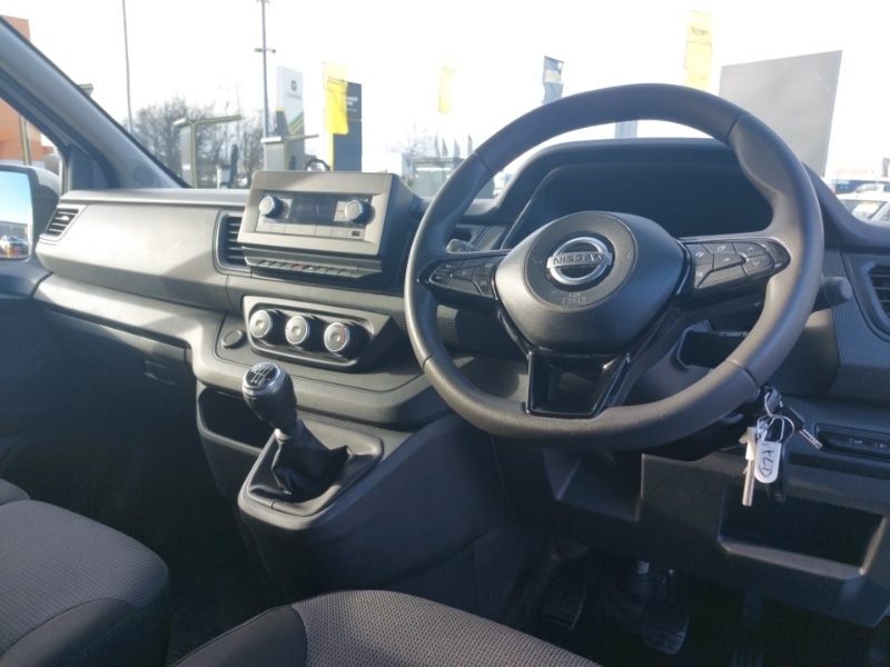 Used Nissan Primastar 2023 for sale - 77722213: Photo 2