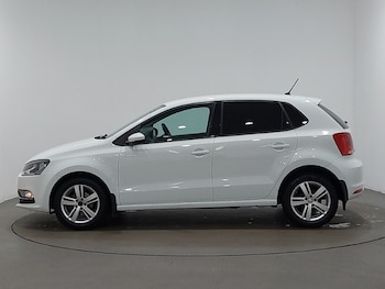 Used Volkswagen Polo 2017 for sale - 76348287: Photo 4