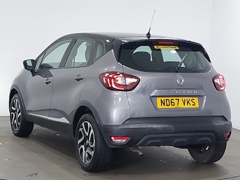 Used Renault Captur 2018 for sale - 77881800: Photo
