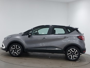 Used Renault Captur 2018 for sale - 77881800: Photo