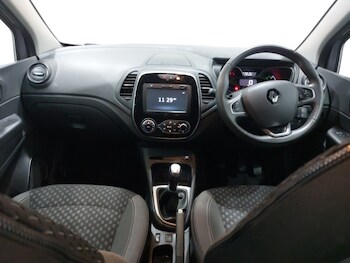 Used Renault Captur 2018 for sale - 77847276: Photo