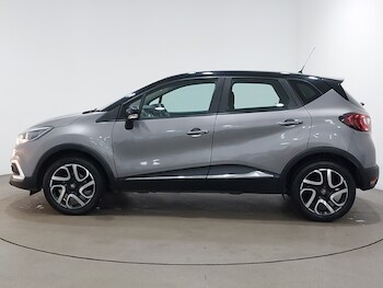 Used Renault Captur 2018 for sale - 77847276: Photo