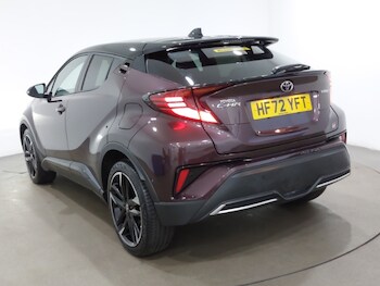 Used Toyota C-HR 2023 for sale - 77651786: Photo