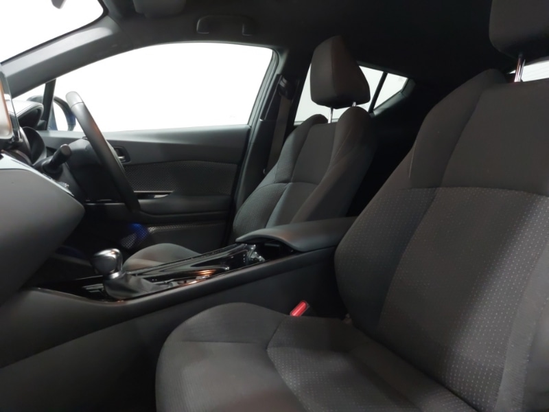 Used Toyota C-HR 2019 for sale - 77419002: Photo 5