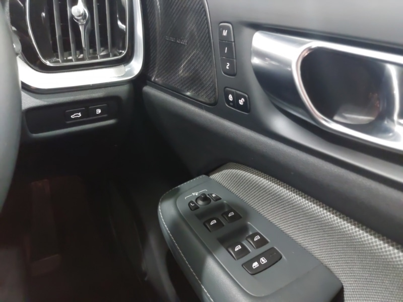 Used Volvo V60 2022 for sale - 77085684: Photo 13