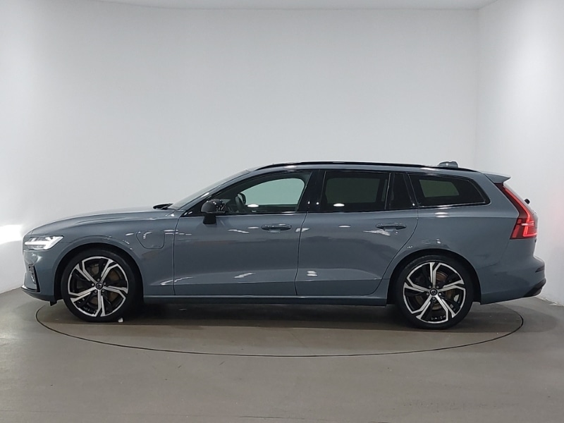 Used Volvo V60 2022 for sale - 77085684: Photo 4
