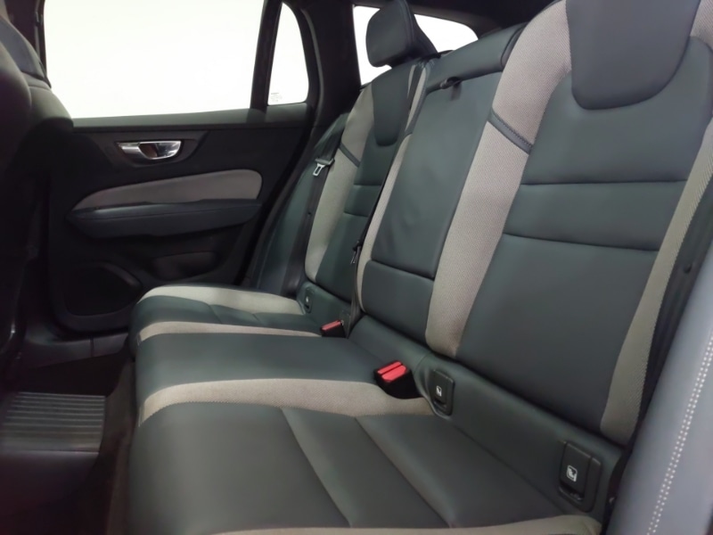 Used Volvo V60 2022 for sale - 77085684: Photo 6