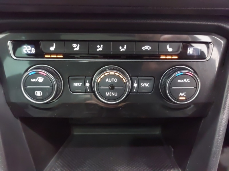 Used Volkswagen Tiguan 2018 for sale - 78151541: Photo 17