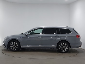 Used Volkswagen Passat 2023 for sale - 78634936: Photo
