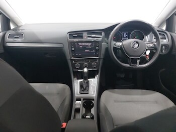 Used Volkswagen Golf 2019 for sale - 78698052: Photo