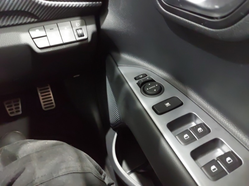 Used Kia Stonic 2022 for sale - 77085683: Photo 13