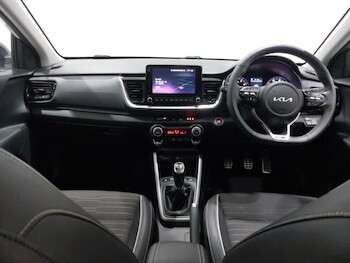 Used Kia Stonic 2022 for sale - 77085683: Photo