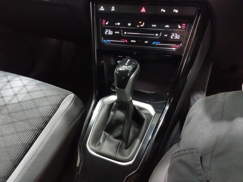 Used Volkswagen T-Roc 2022 for sale - 77183782: Photo 12