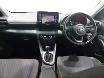 Used Toyota Yaris 2023 for sale - 79673257: Photo