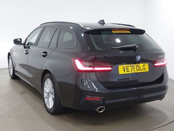 Used BMW 3 Series 2022 for sale - 77635867: Photo