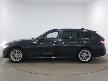 Used BMW 3 Series 2022 for sale - 77635867: Photo