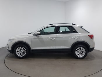 Used Volkswagen T-Roc 2024 for sale - 79131329: Photo