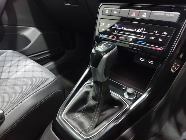 Used Volkswagen T-Cross 2024 for sale - 76282292: Photo 12