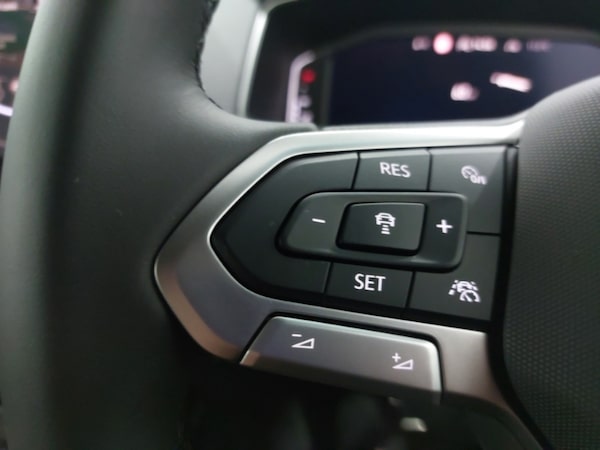 Used Volkswagen T-Cross 2024 for sale - 76282292: Photo 16