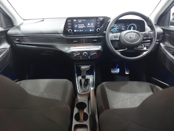 Used Hyundai BAYON 2023 for sale - 79356347: Photo