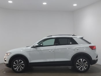 Used Volkswagen T-Roc 2022 for sale - 75939575: Photo