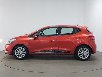 Used Renault Clio 2017 for sale - 77874469: Photo