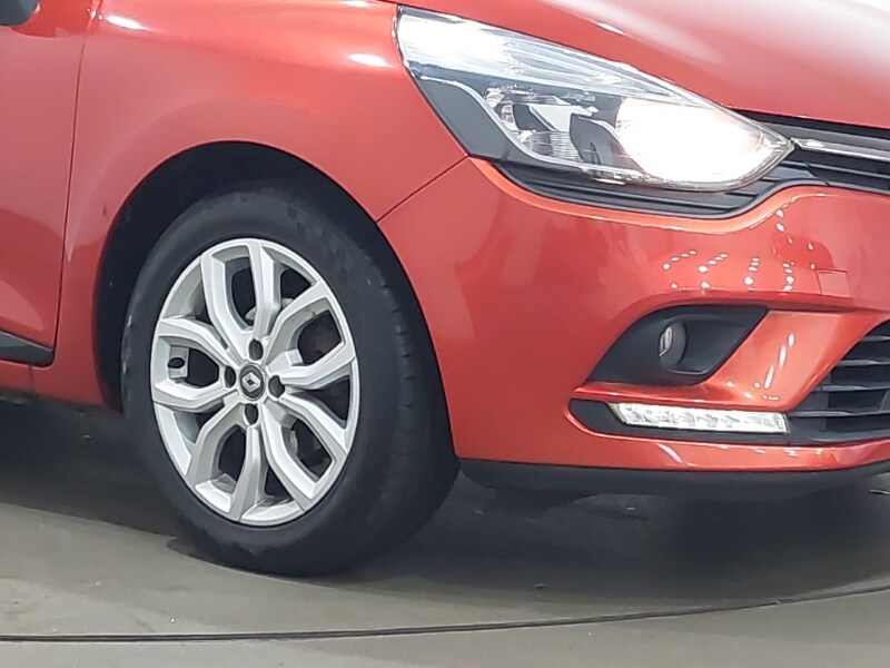 Used Renault Clio 2017 for sale - 77874469: Photo 9