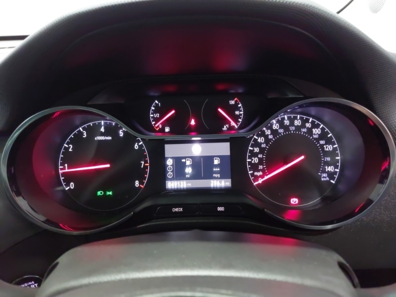 Used Vauxhall Crossland 2022 for sale - 76737225: Photo 11