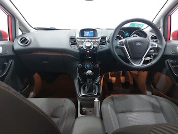 Used Ford Fiesta 2017 for sale - 75702003: Photo