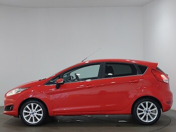 Used Ford Fiesta 2017 for sale - 75702003: Photo
