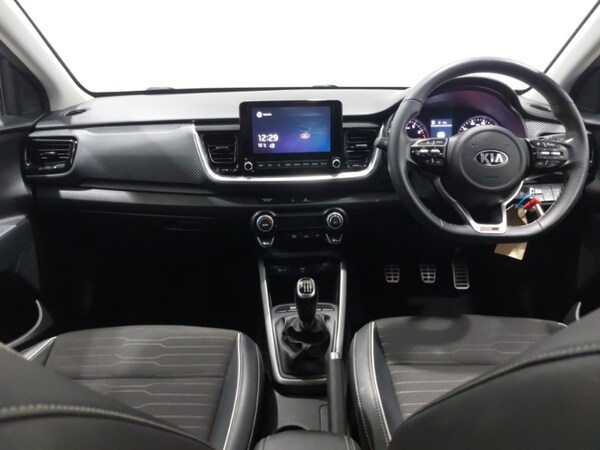 Used Kia Stonic 2021 for sale - 76275535: Photo 2