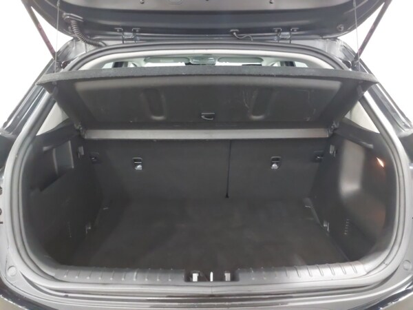 Used Kia Stonic 2021 for sale - 76275535: Photo 8